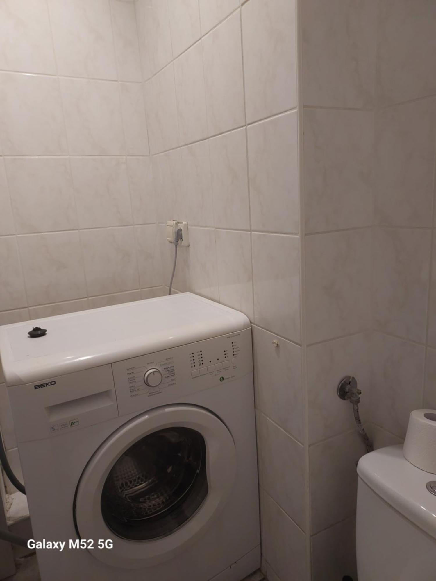 Roland Centrum Warszawy 2 Graniczna 4 *